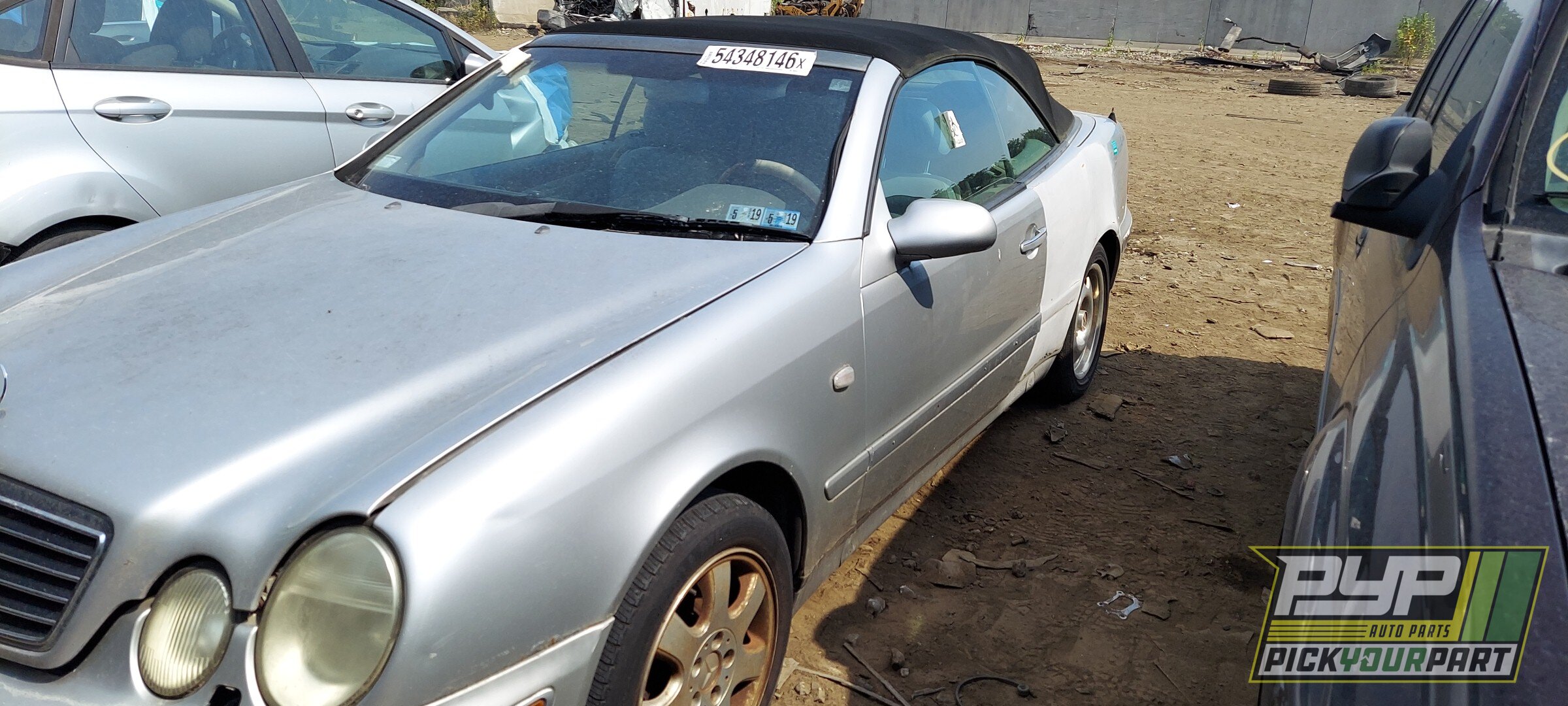 Photo of 1999 Mercedes-Benz Clk320