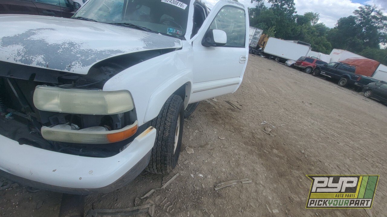 Photo of 2004 Chevrolet Suburban 1500
