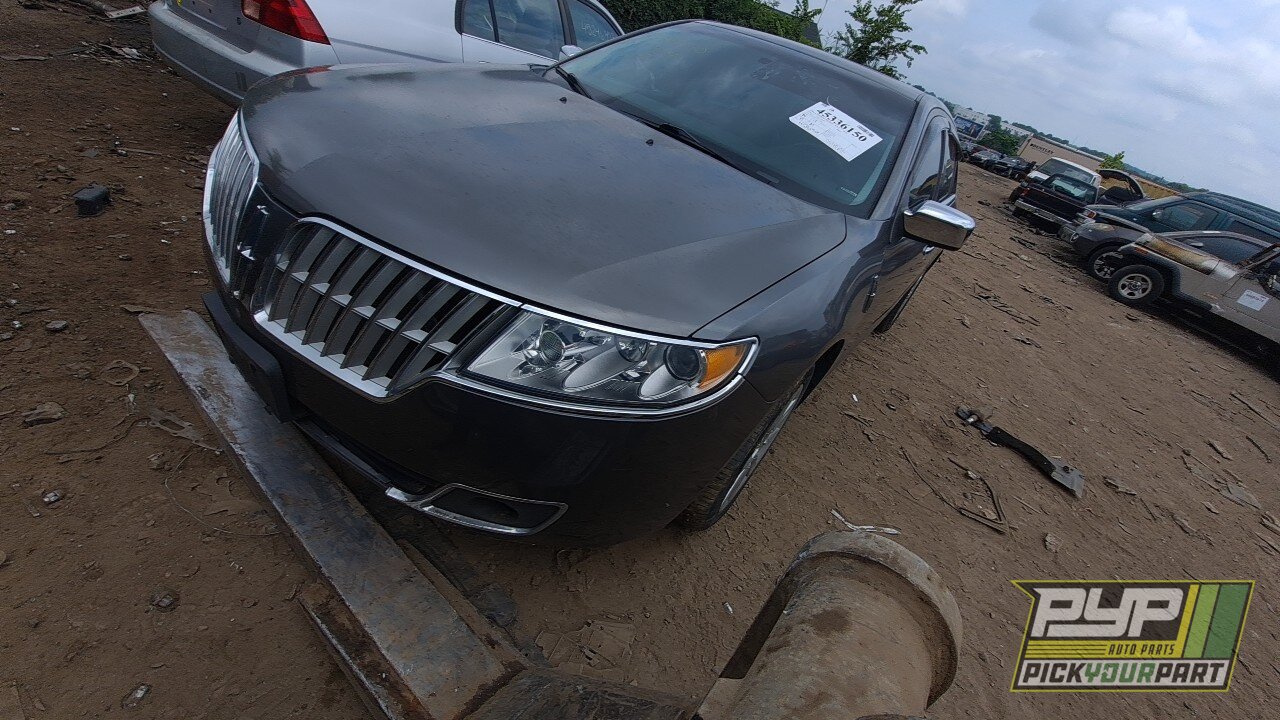 Photo of 2010 Lincoln Mkz