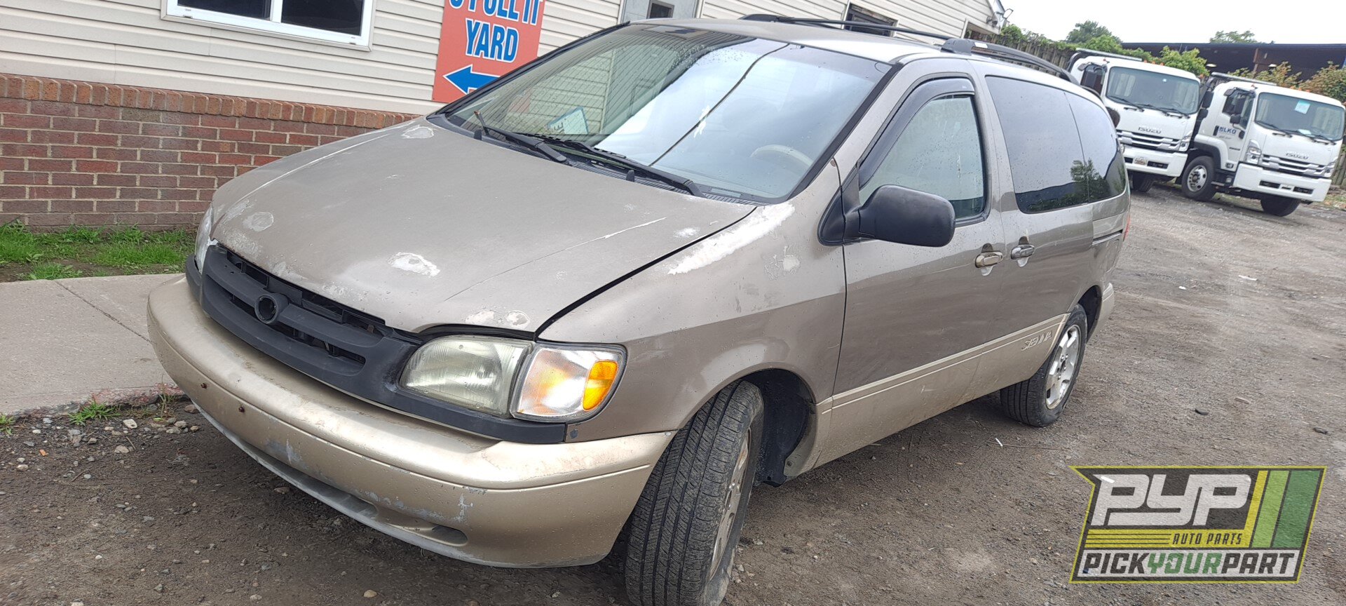 Photo of 1999 Toyota Sienna