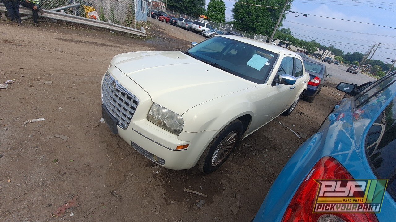 Photo of 2010 Chrysler 300