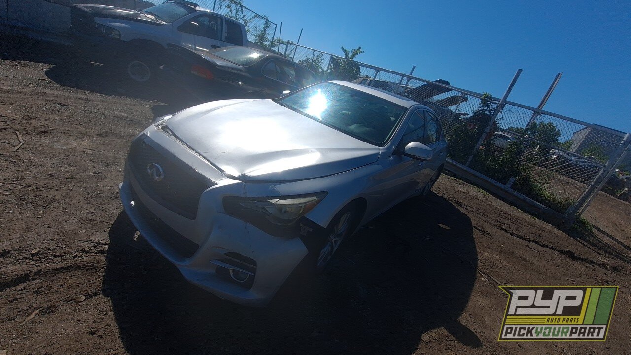 Photo of 2015 Infiniti Q50