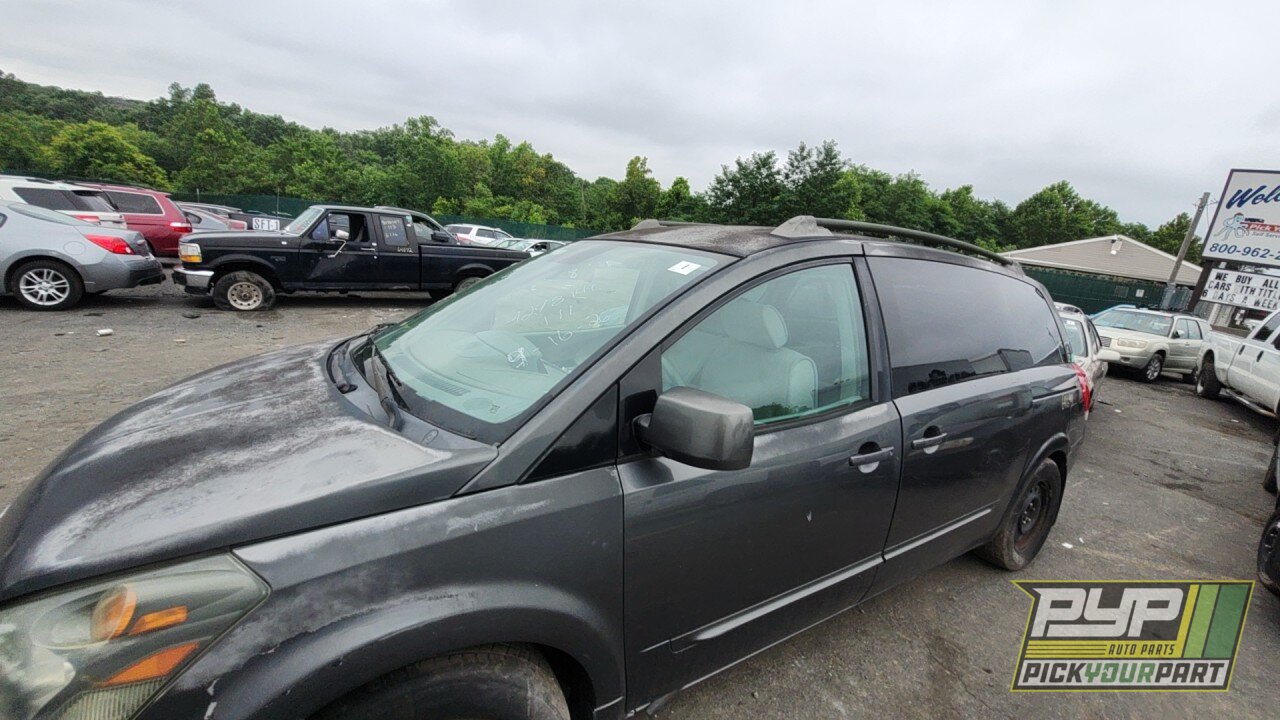 Photo of 2005 Nissan Quest