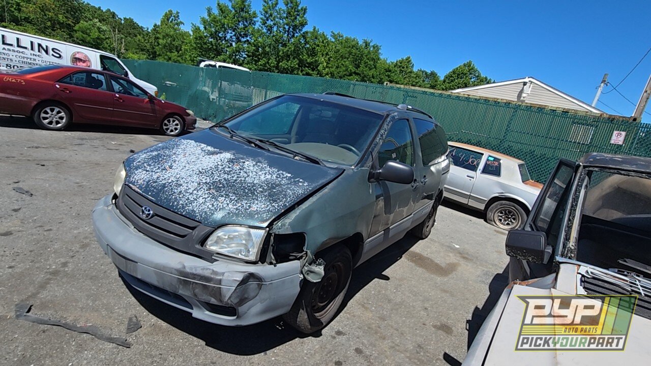 Photo of 2001 Toyota Sienna