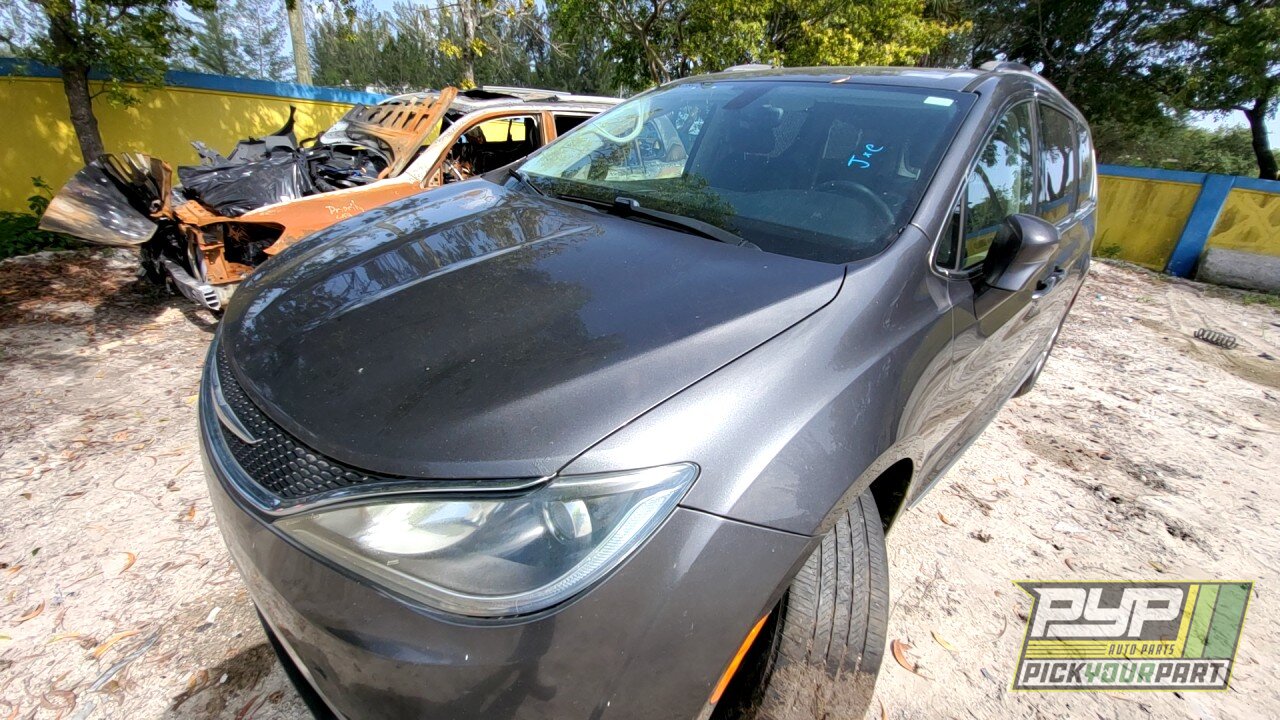 Photo of 2017 Chrysler Pacifica