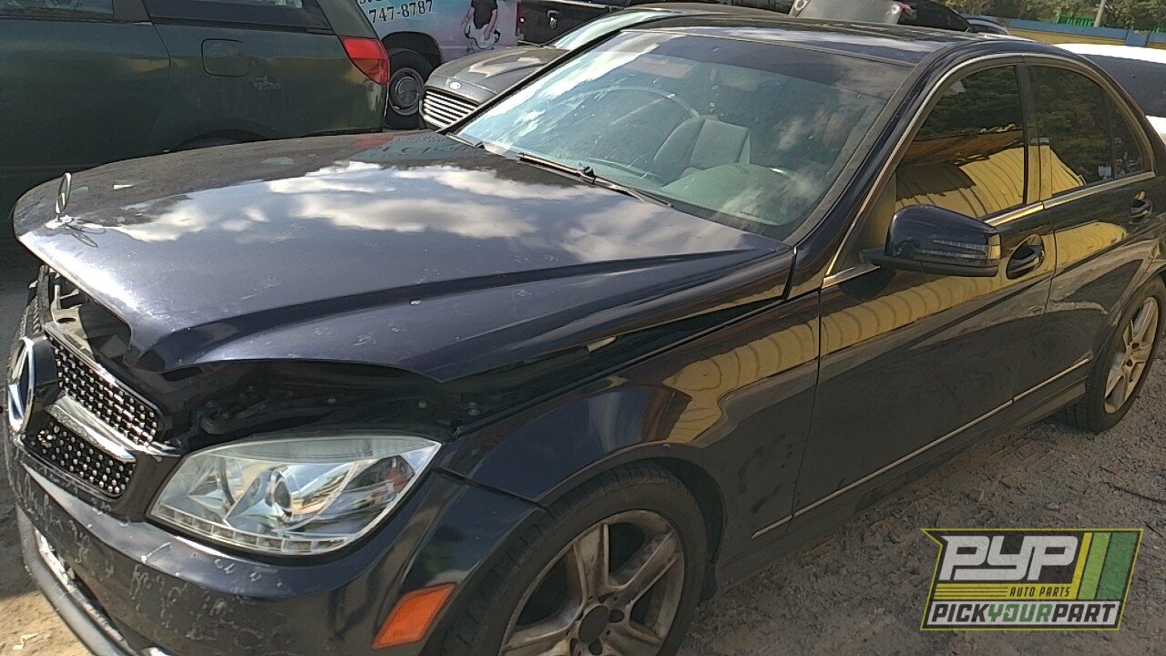 Photo of 2011 Mercedes-Benz C300