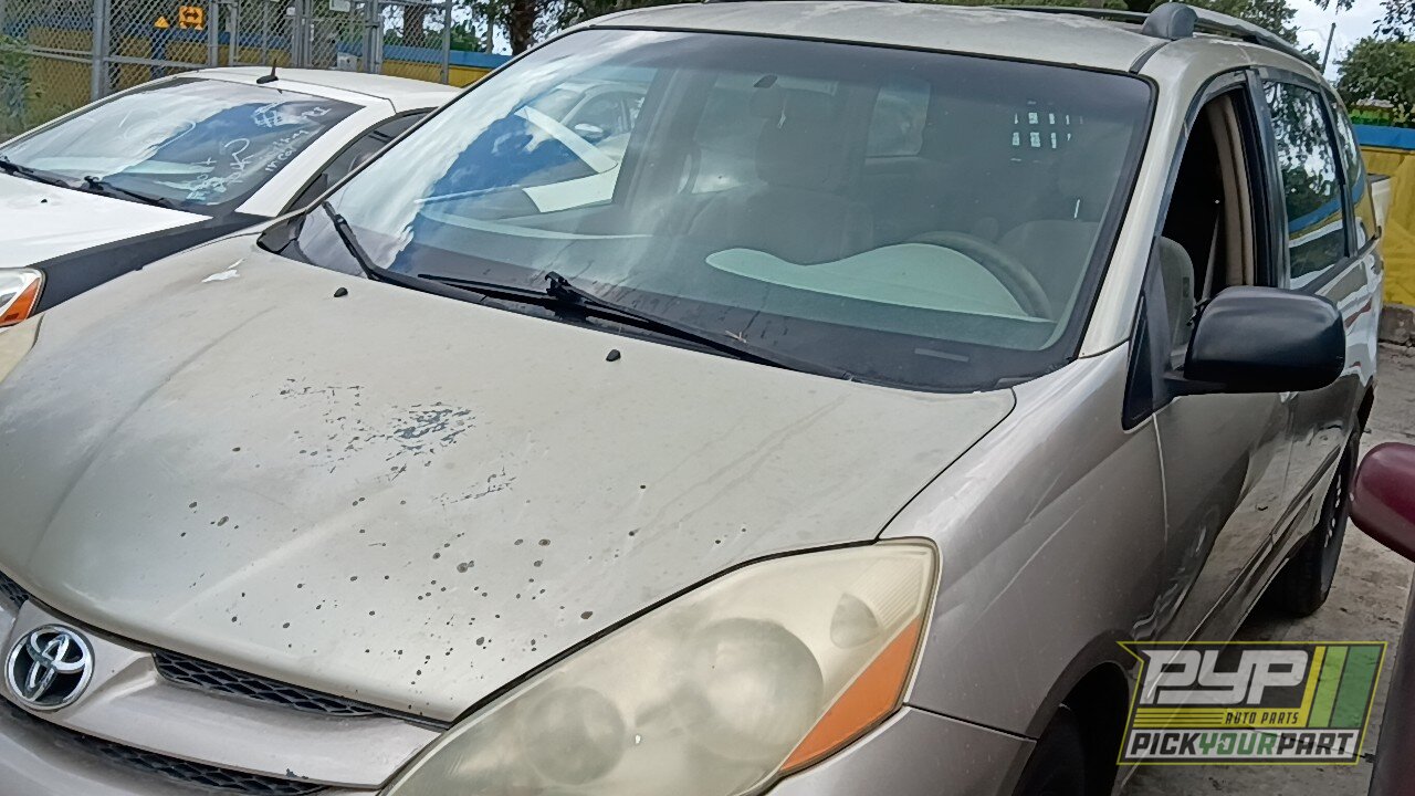 Photo of 2007 Toyota Sienna