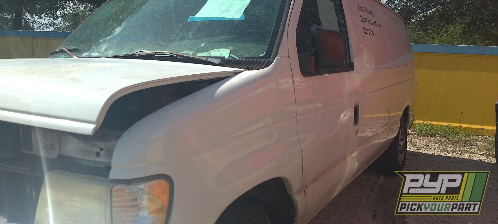 Photo of 1999 Ford E-250 Econoline