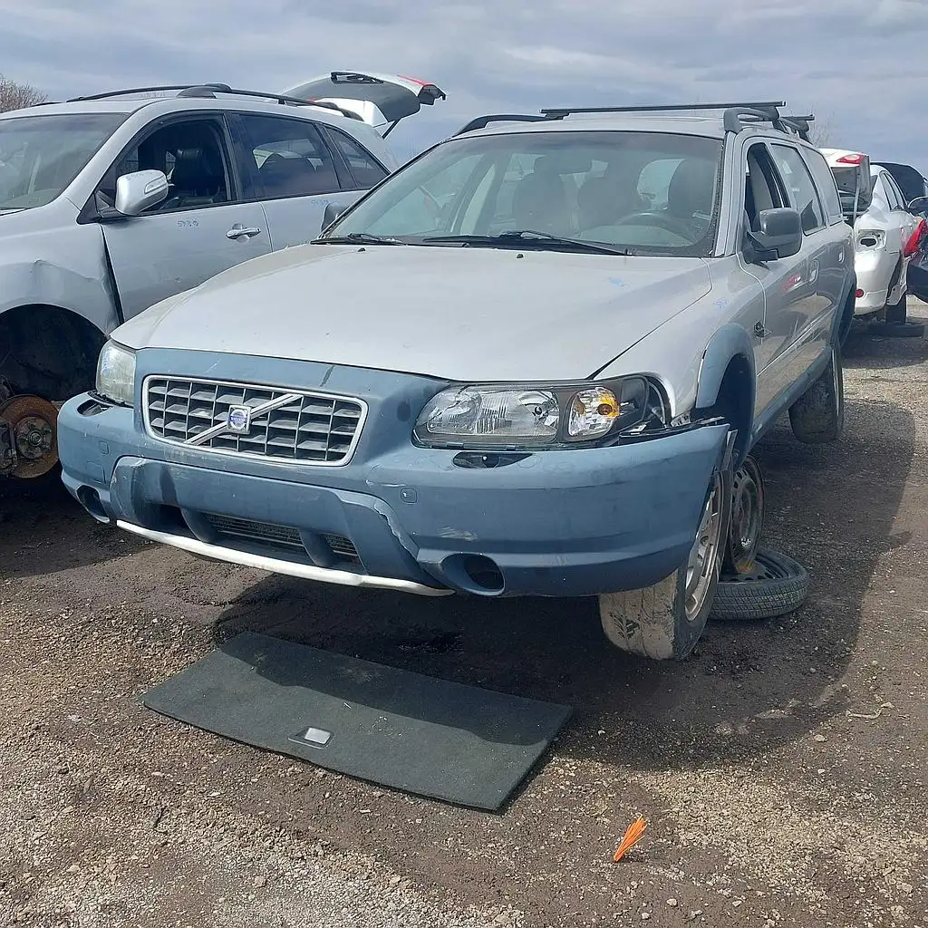 Photo of 2003 Volvo V70