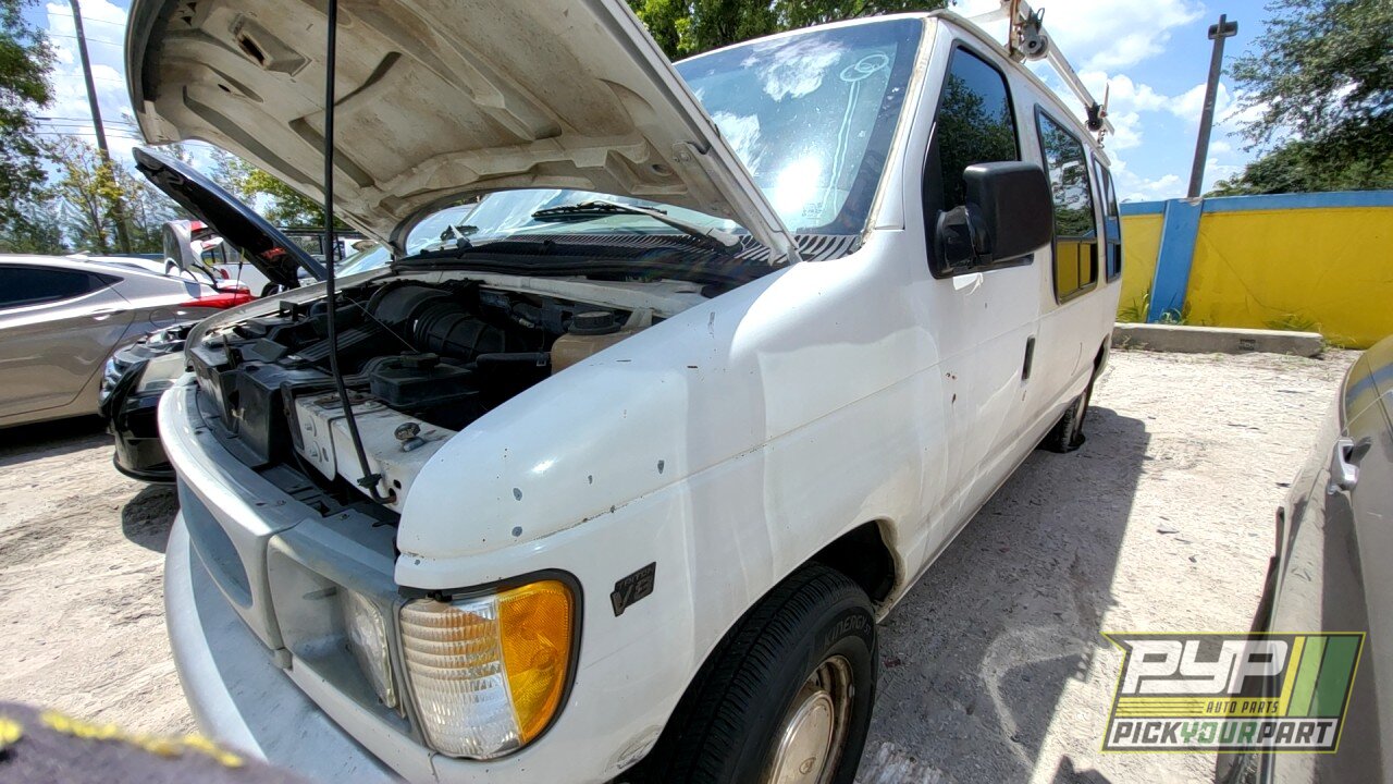 Photo of 2002 Ford E-150 Econoline