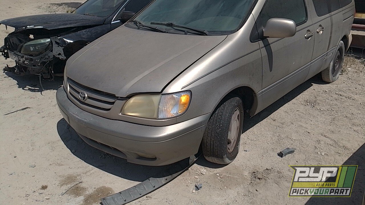 Photo of 2001 Toyota Sienna
