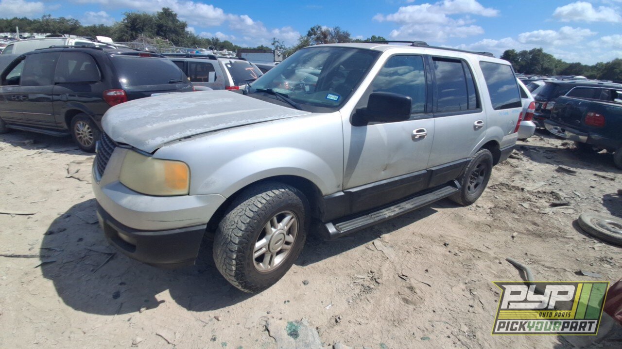 Photo of 2004 Ford Expedition