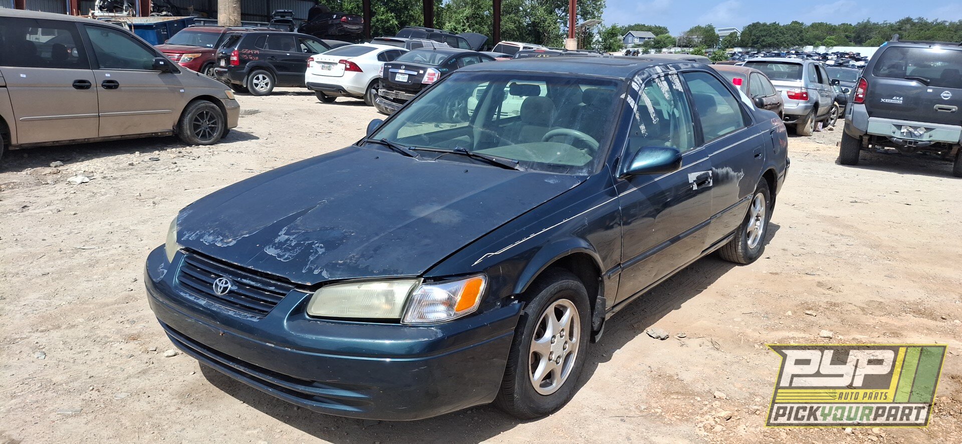 Photo of 1999 Toyota Camry