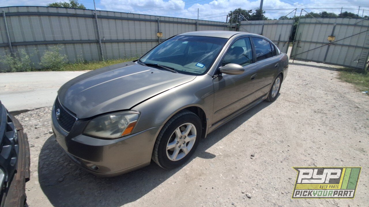 Photo of 2005 Nissan Altima