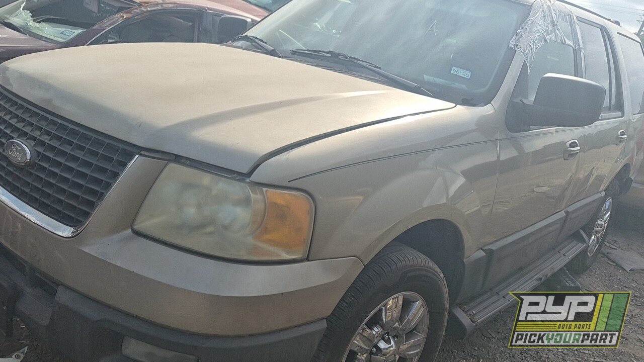 Photo of 2004 Ford Expedition