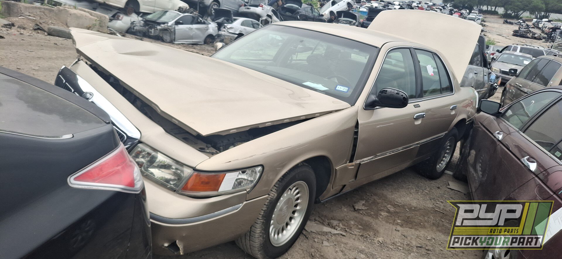 Photo of 1999 Mercury Grand Marquis