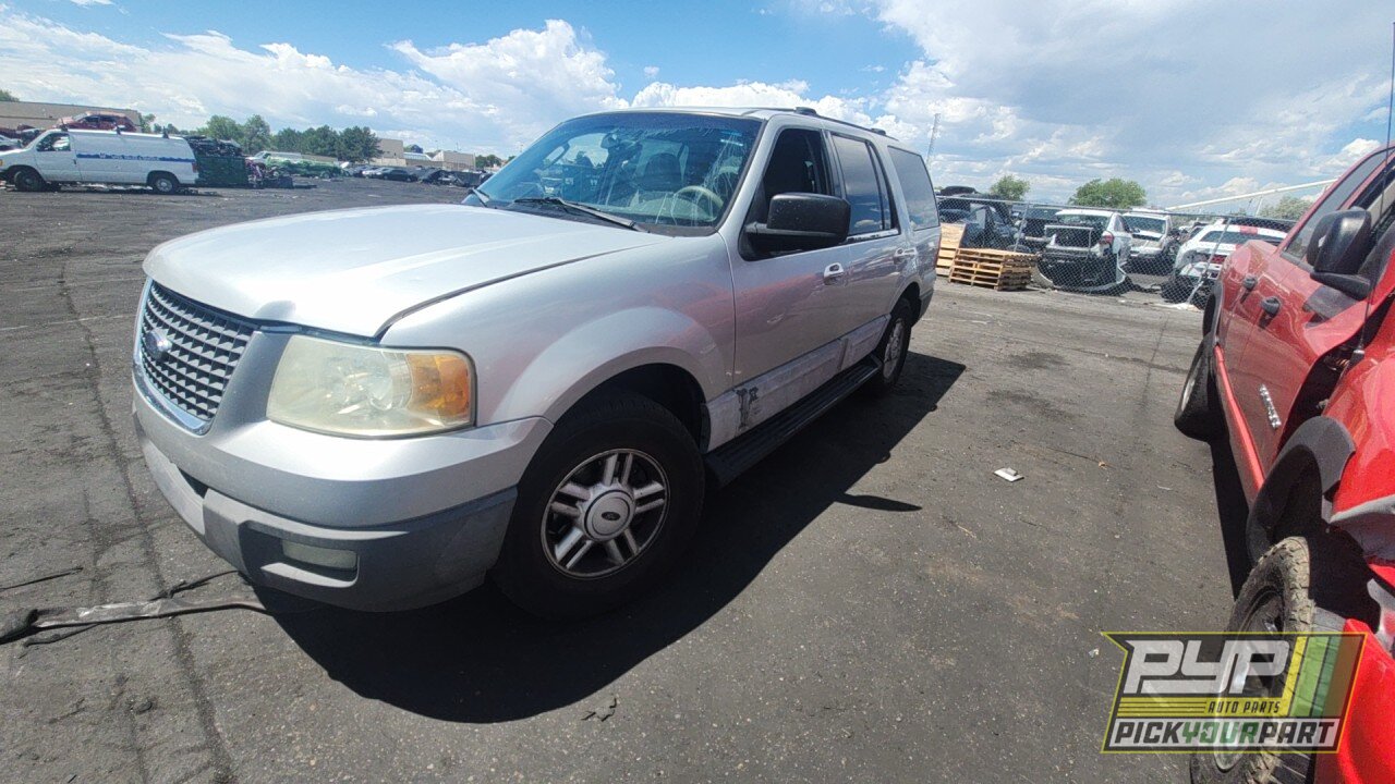 Photo of 2004 Ford Expedition