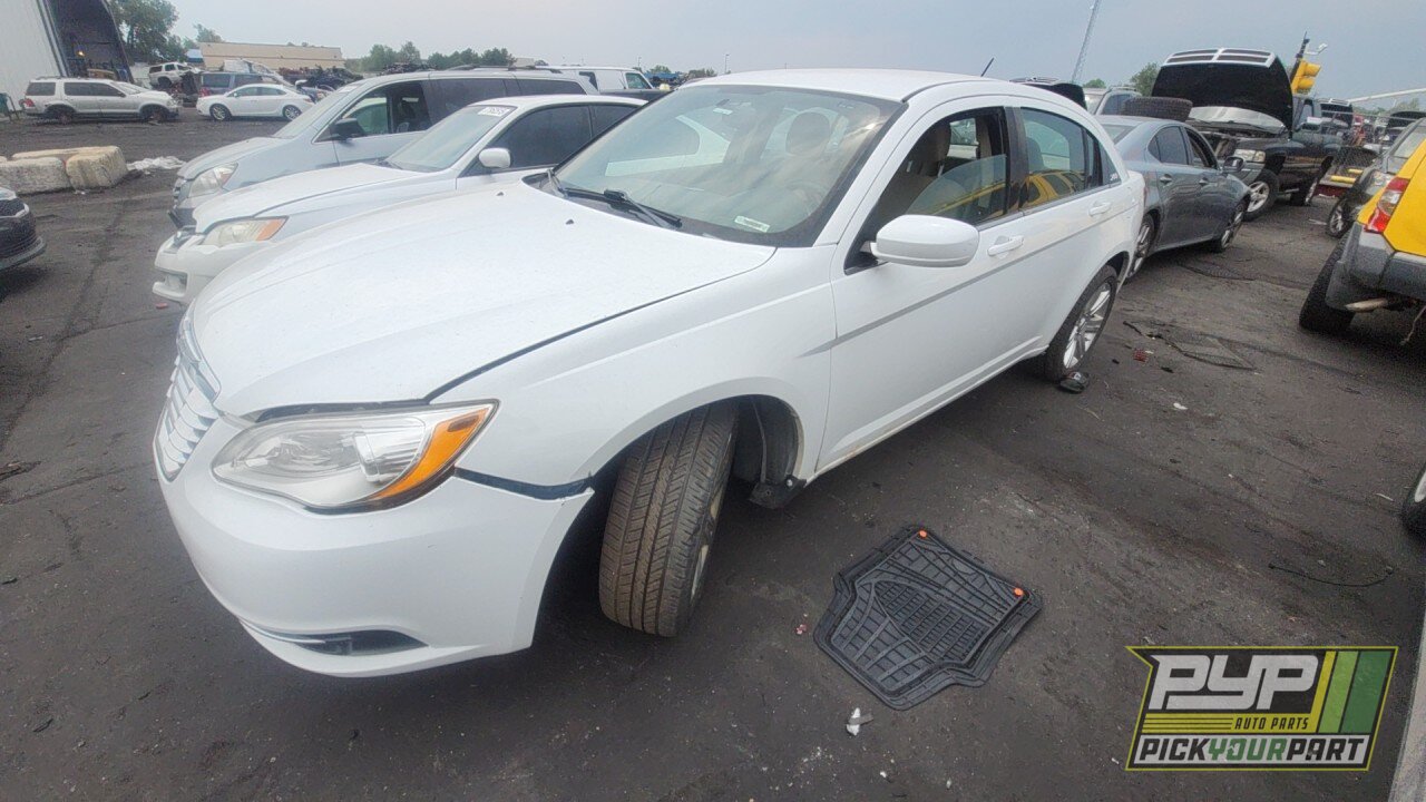 Photo of 2013 Chrysler 200