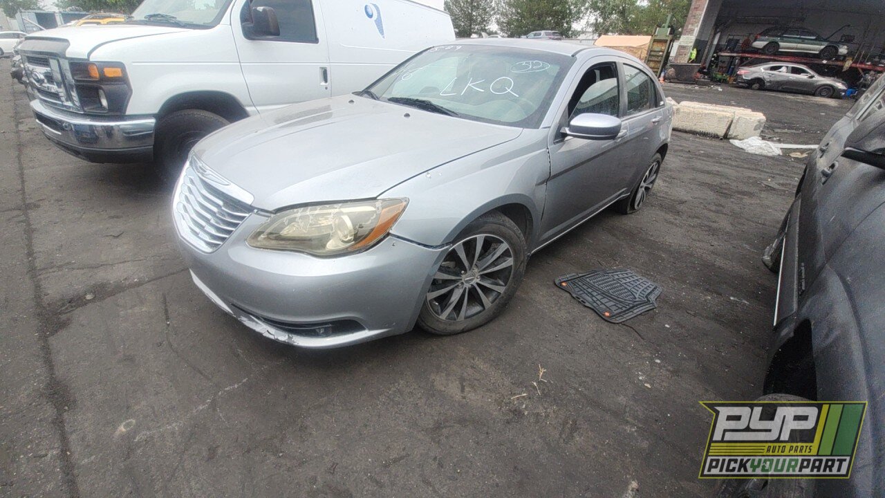 Photo of 2013 Chrysler 200