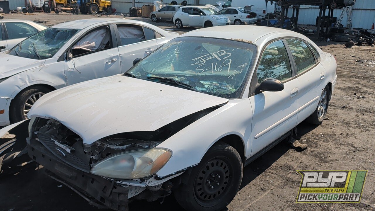 Photo of 2006 Ford Taurus