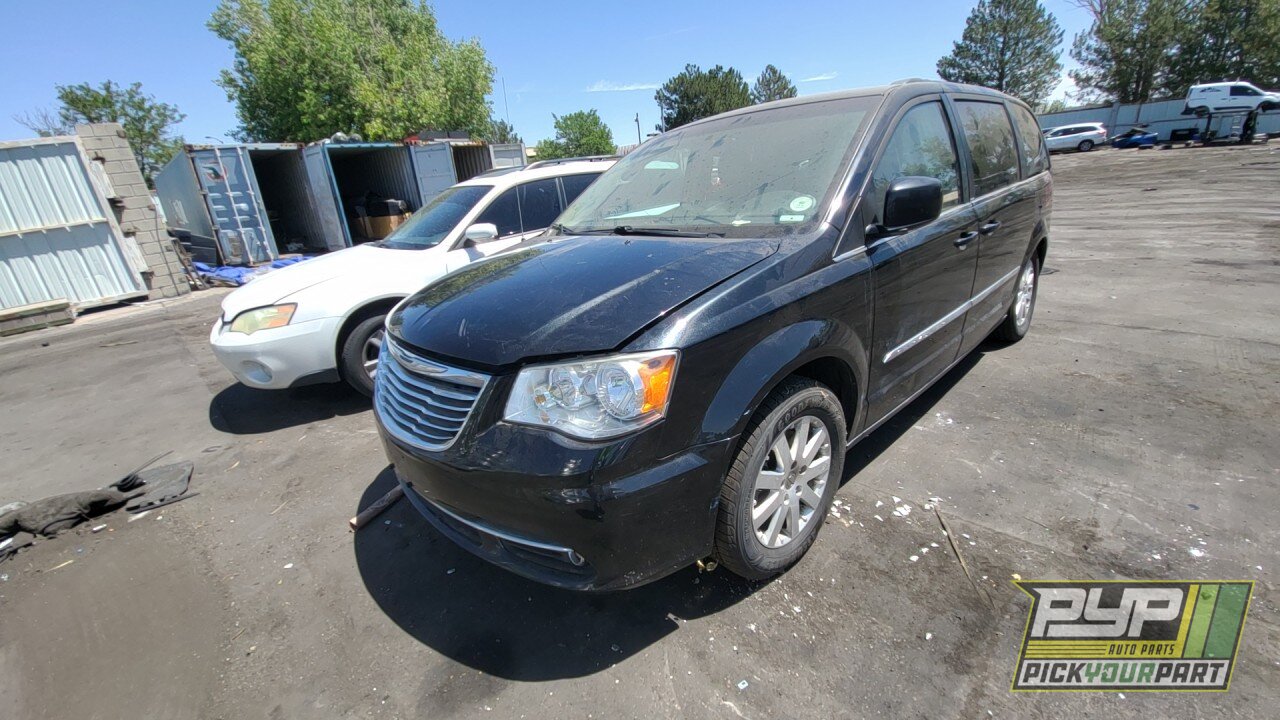 Photo of 2013 Chrysler Town & Country