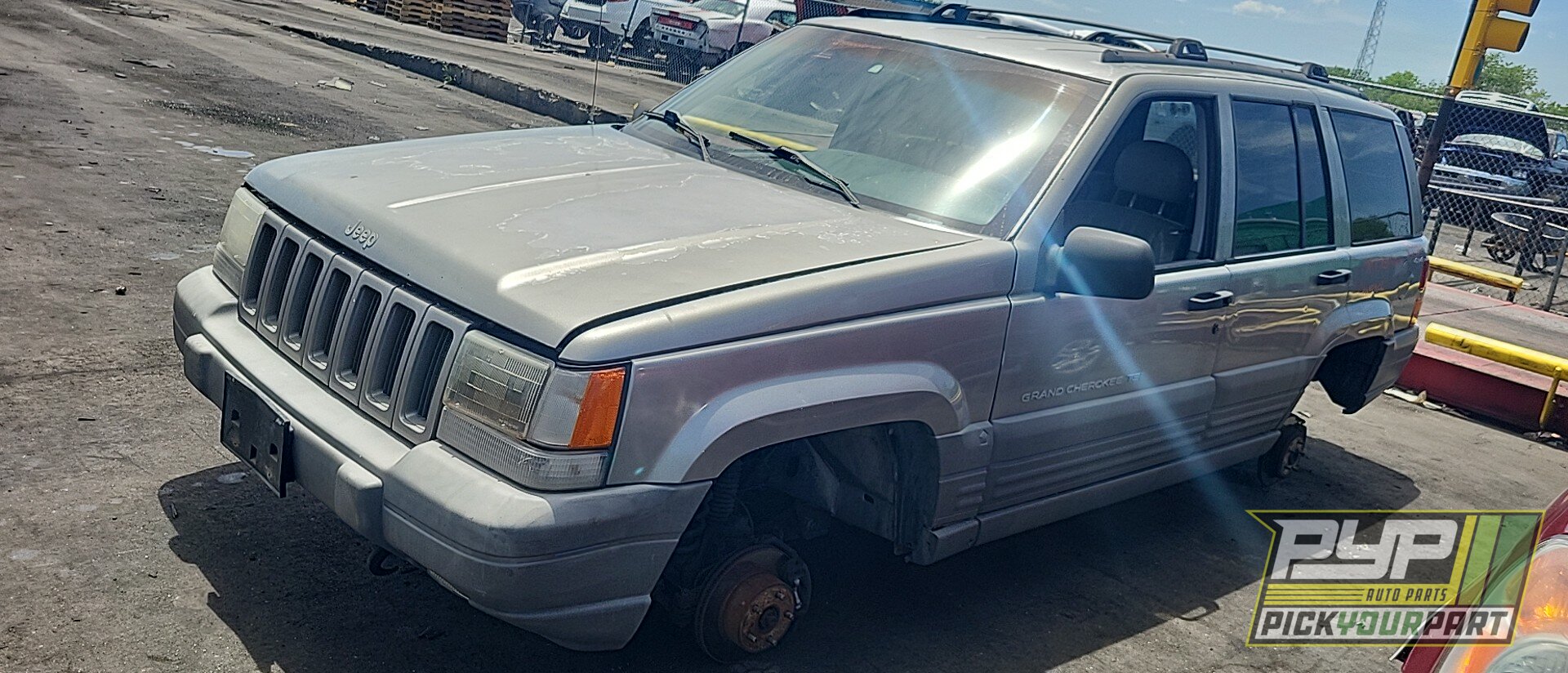 Photo of 1997 Jeep Grand Cherokee