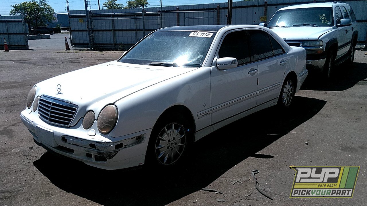 Photo of 2000 Mercedes-Benz E320