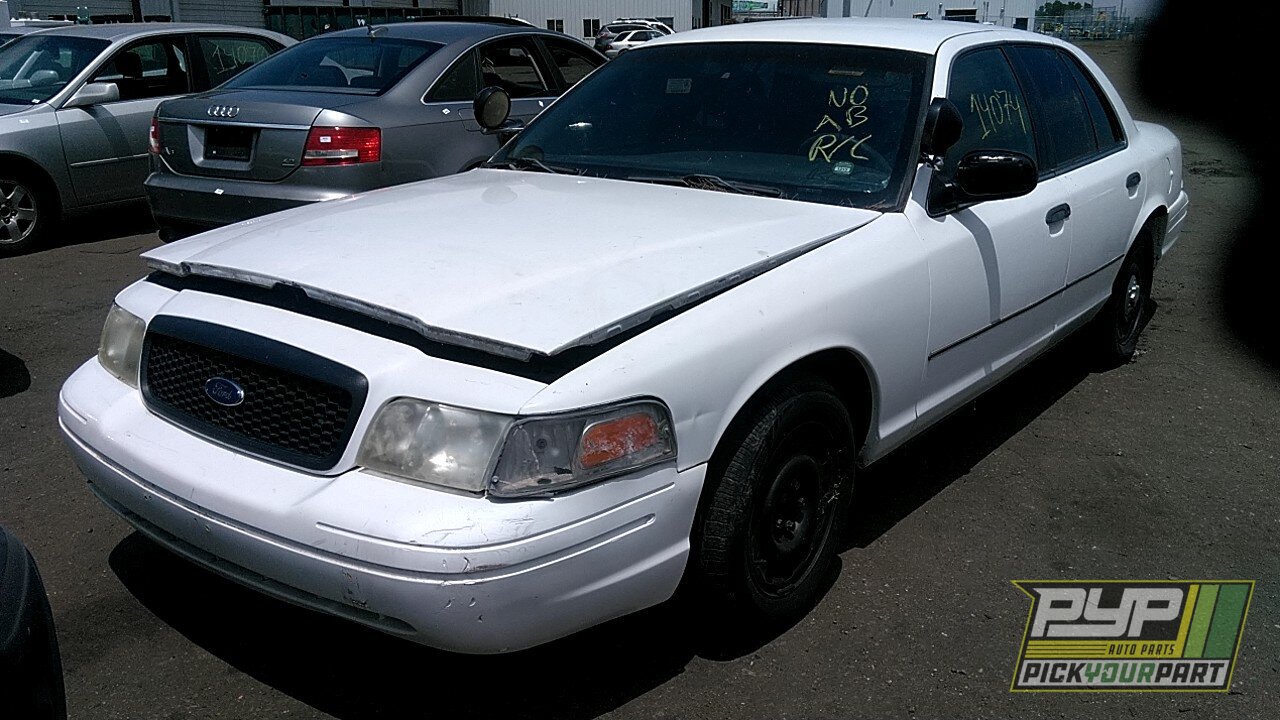 Photo of 2005 Ford Crown Victoria