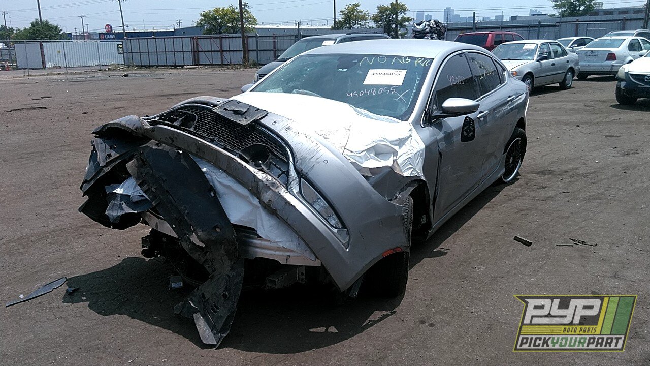 Photo of 2015 Chrysler 200