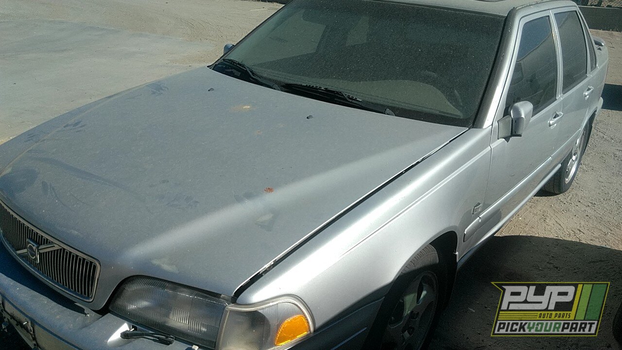 Photo of 2000 Volvo S70