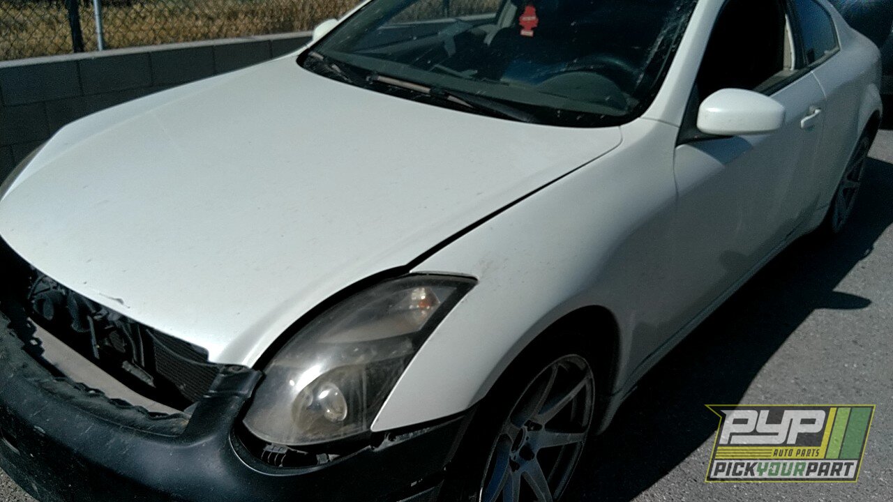 Photo of 2004 Infiniti G35