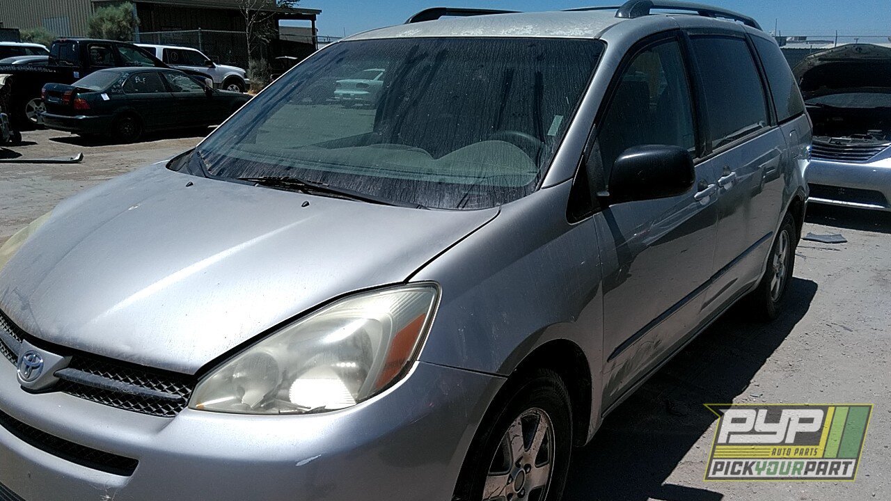 Photo of 2005 Toyota Sienna