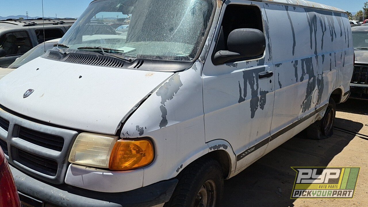 Photo of 2001 Dodge Ram 1500 Van