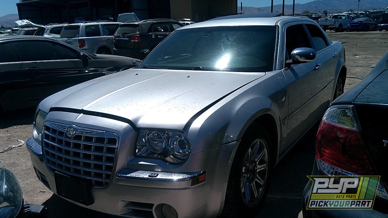 Photo of 2005 Chrysler 300