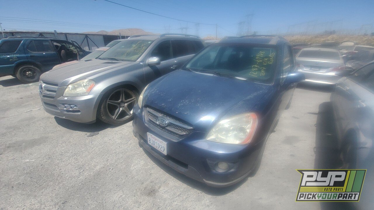 Photo of 2007 Kia Rondo