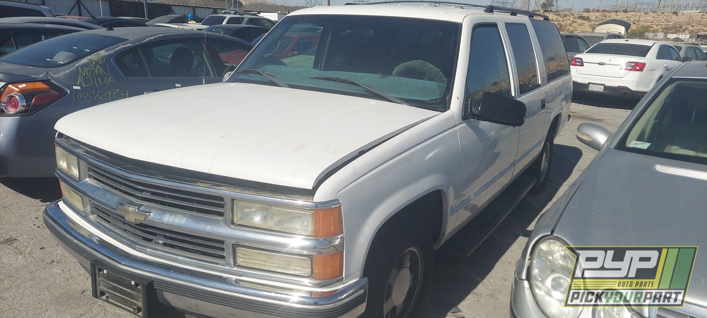 Photo of 1999 Chevrolet C1500 Suburban
