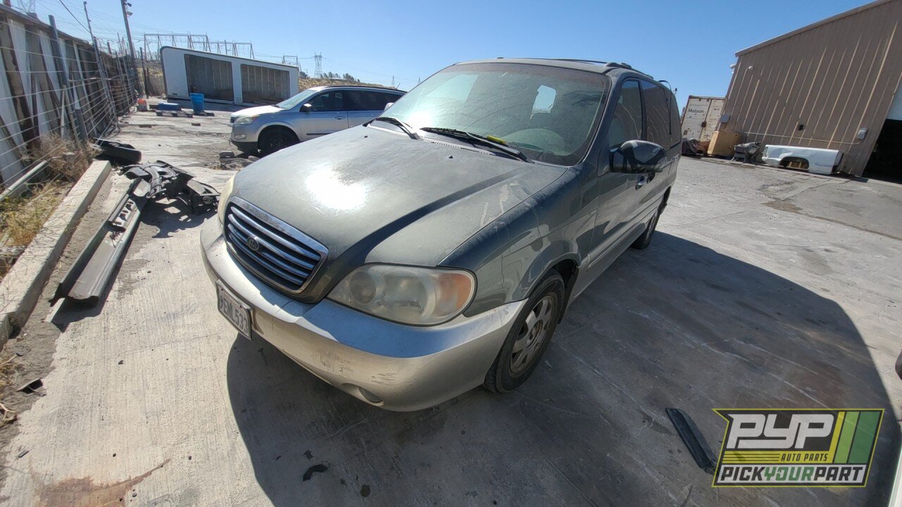 Photo of 2003 Kia Sedona