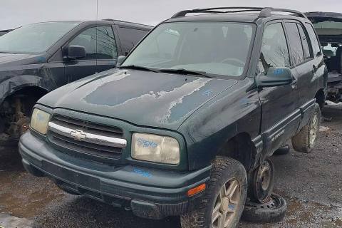 Photo of 2004 Chevrolet Tracker