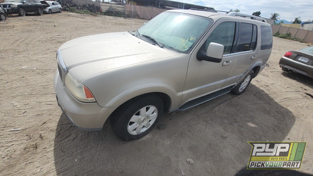 Photo of 2004 Lincoln Aviator