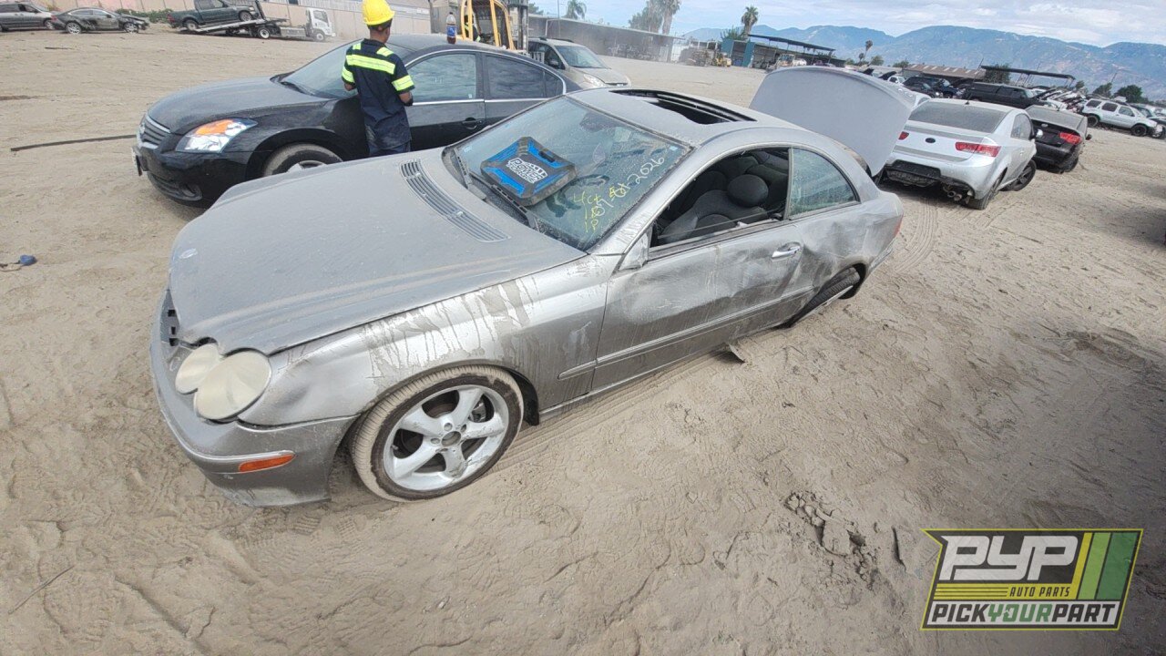 Photo of 2003 Mercedes-Benz Clk320