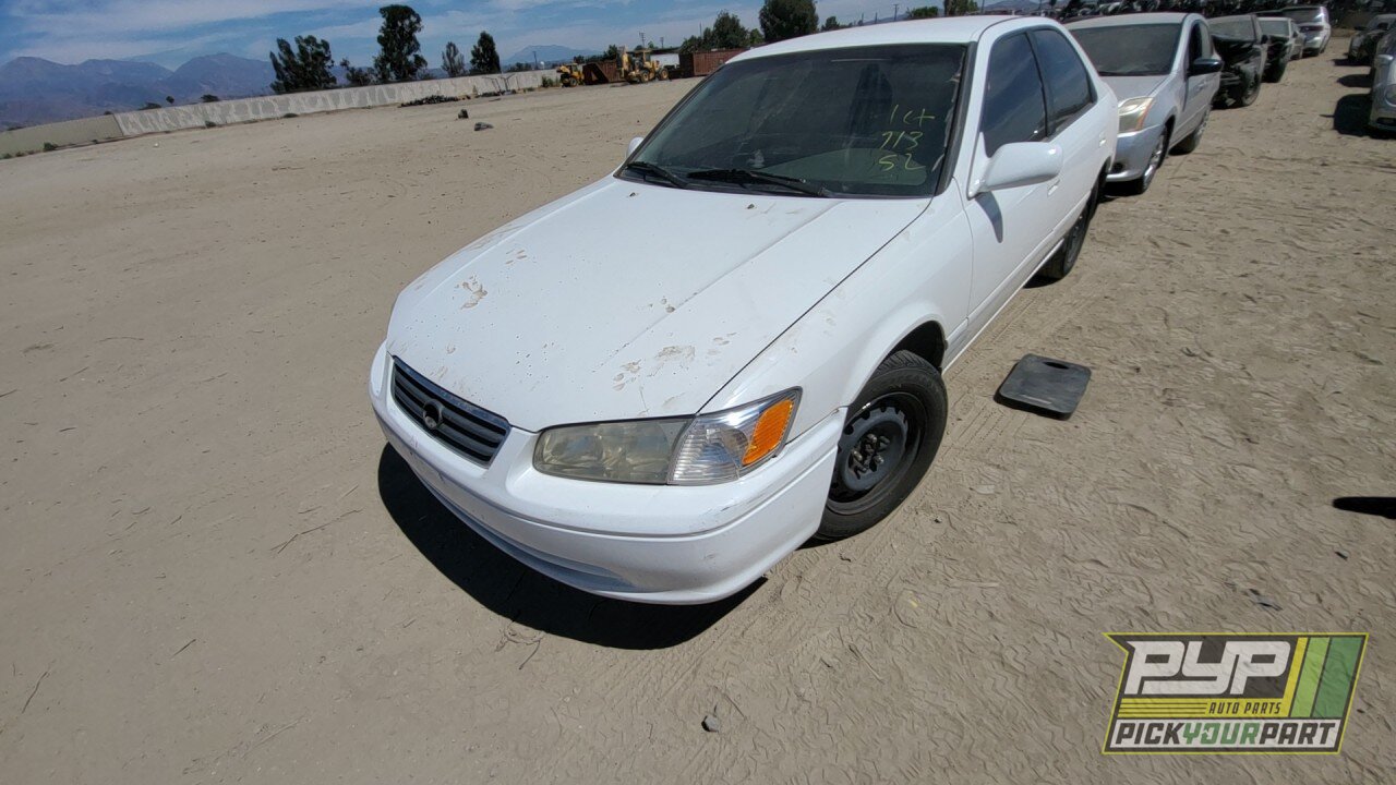 Photo of 2000 Toyota Camry