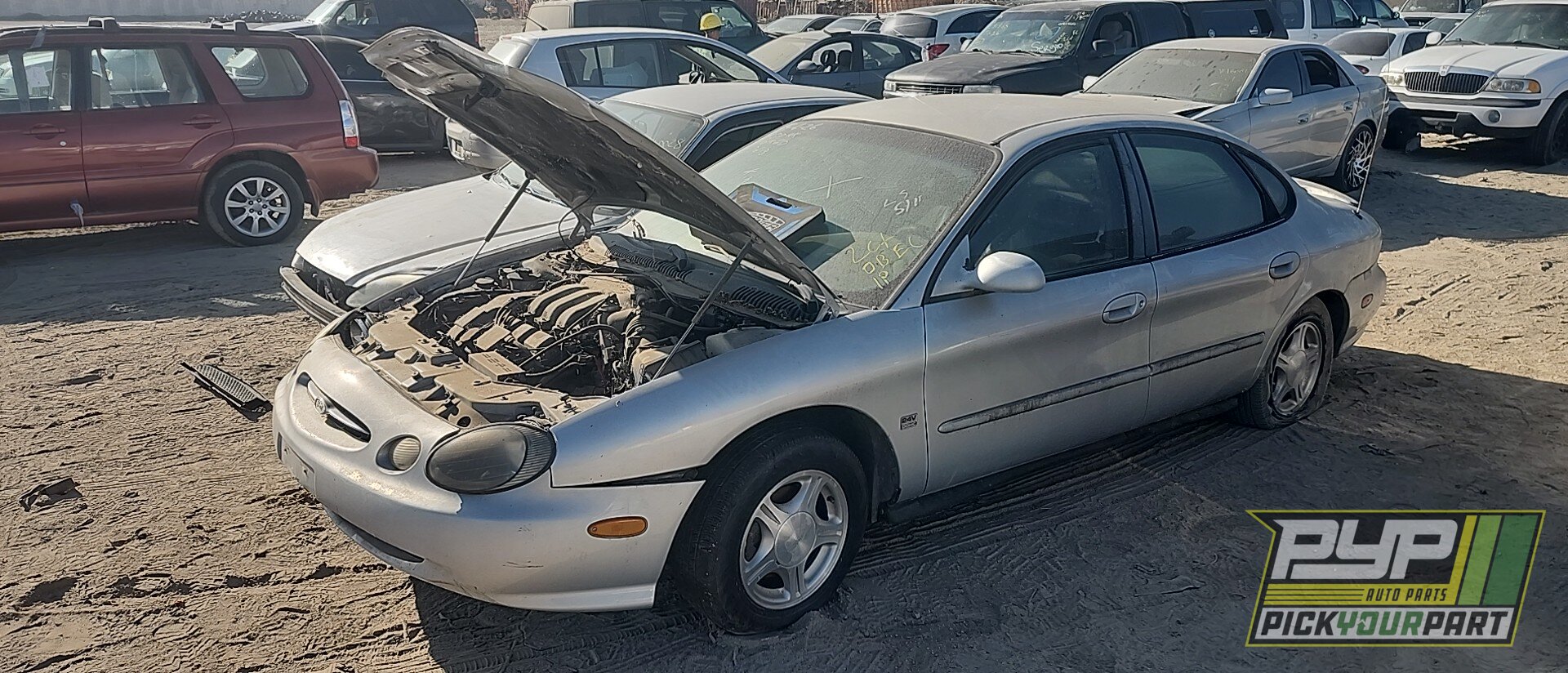 Photo of 1999 Ford Taurus
