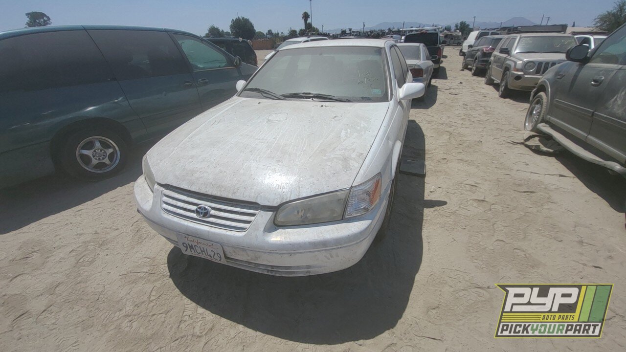 Photo of 2000 Toyota Camry