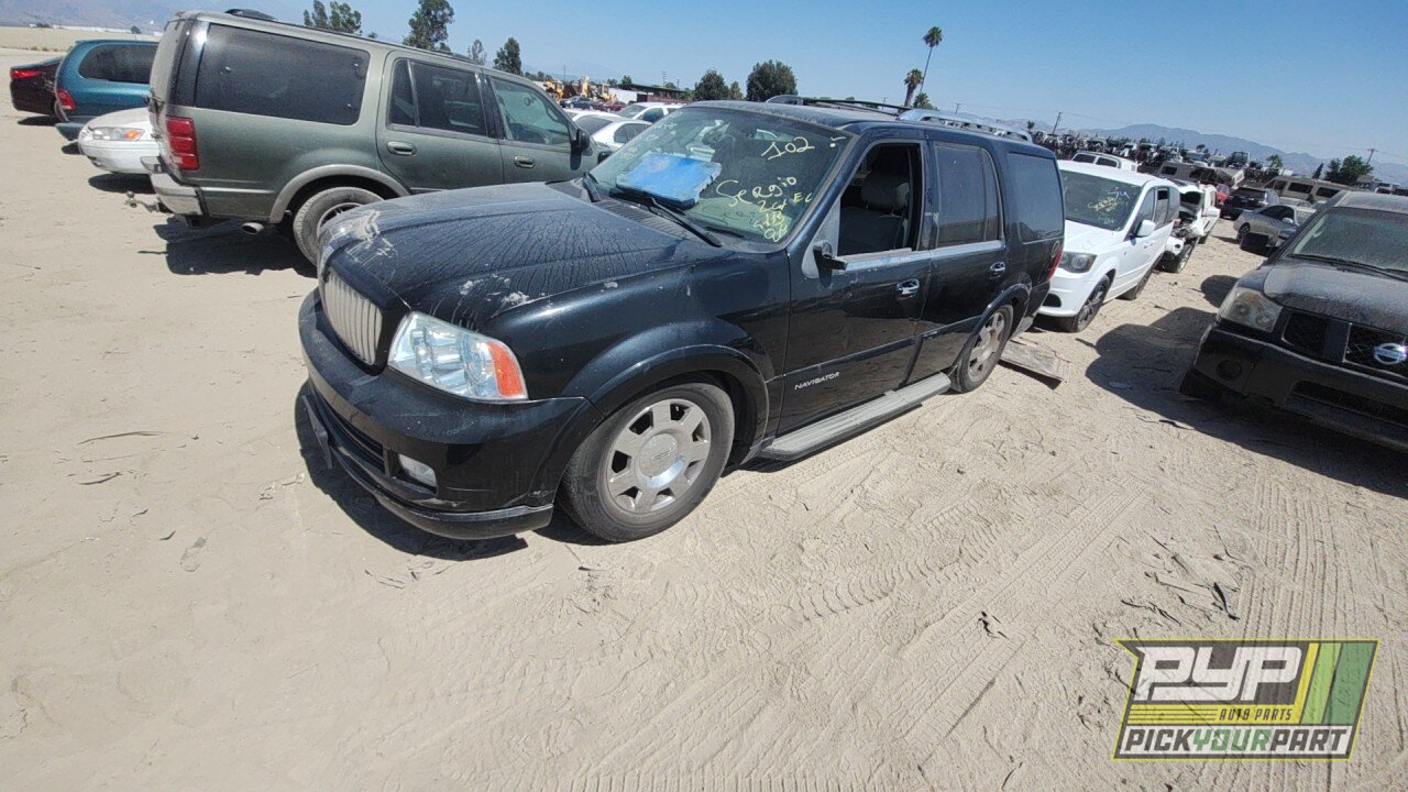 Photo of 2005 Lincoln Navigator
