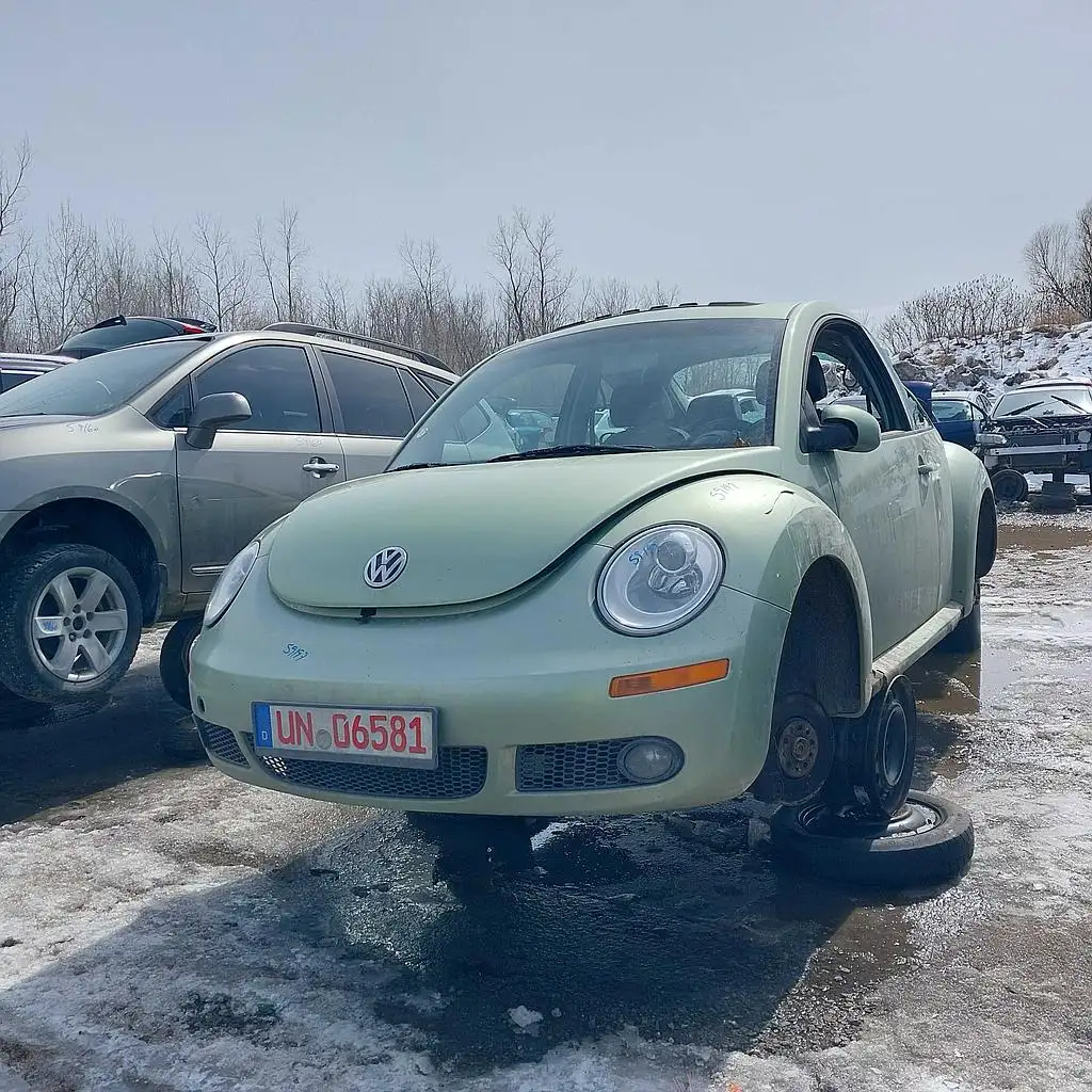 Photo of 2008 Volkswagen New Beetle