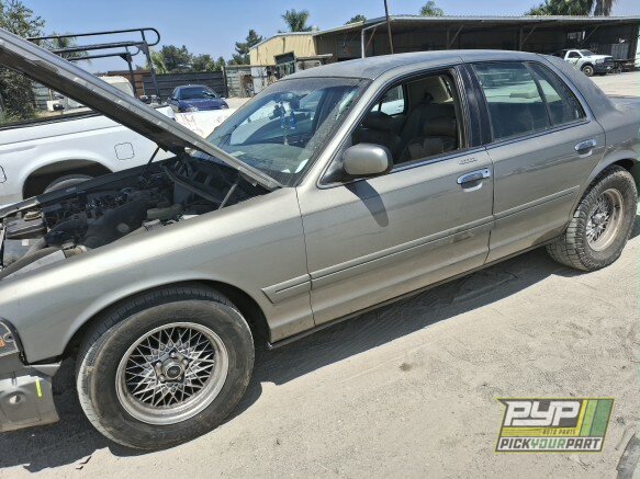 Photo of 1999 Ford Crown Victoria