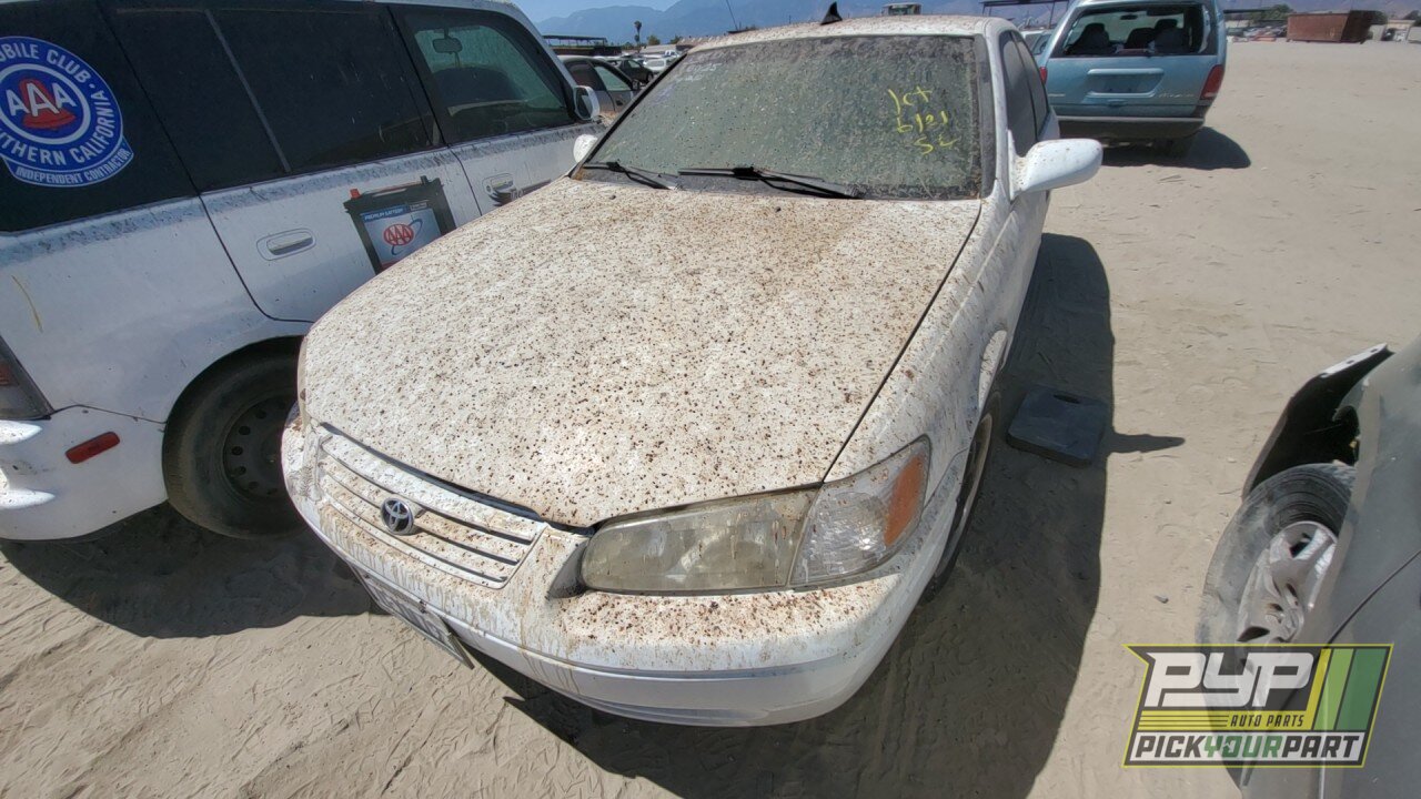 Photo of 2000 Toyota Camry