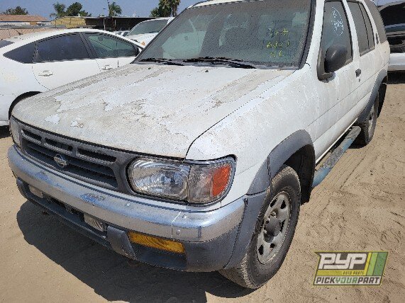 Photo of 1998 Nissan Pathfinder