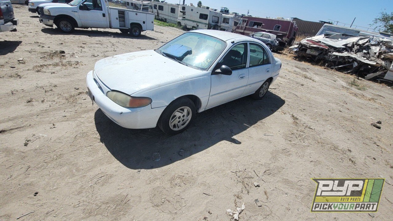 Photo of 2001 Ford Escort