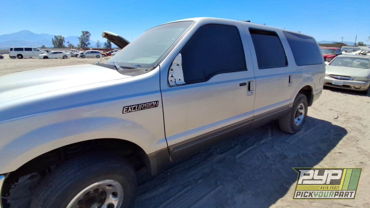 Photo of 2002 Ford Excursion